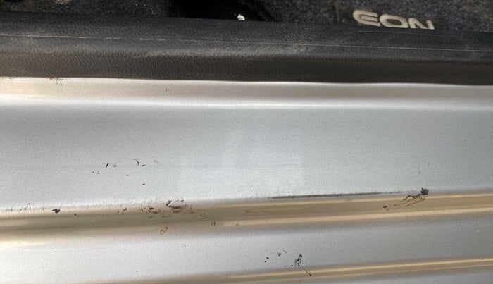 2018 Hyundai Eon ERA +, Petrol, Manual, 53,426 km, Right running board - Minor scratches