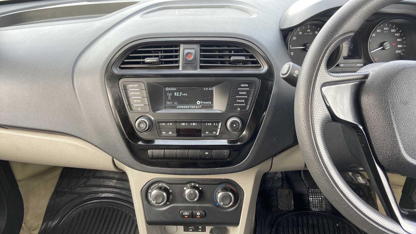 2017 Tata Tiago XT PETROL, CNG, Manual, 36,422 km, Air Conditioner