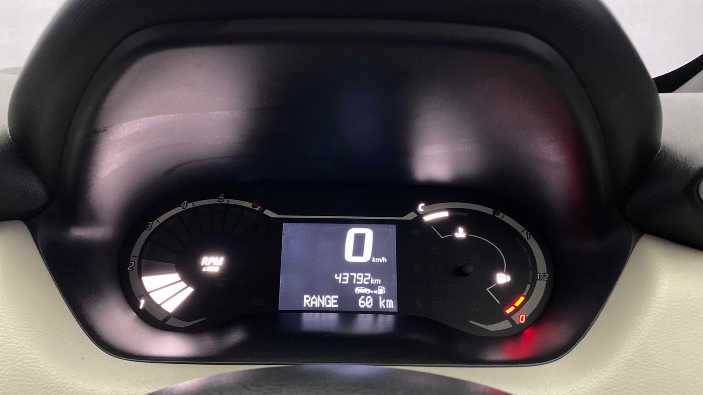 2021 Nissan MAGNITE XE, Petrol, Manual, 43,789 km, Odometer Image