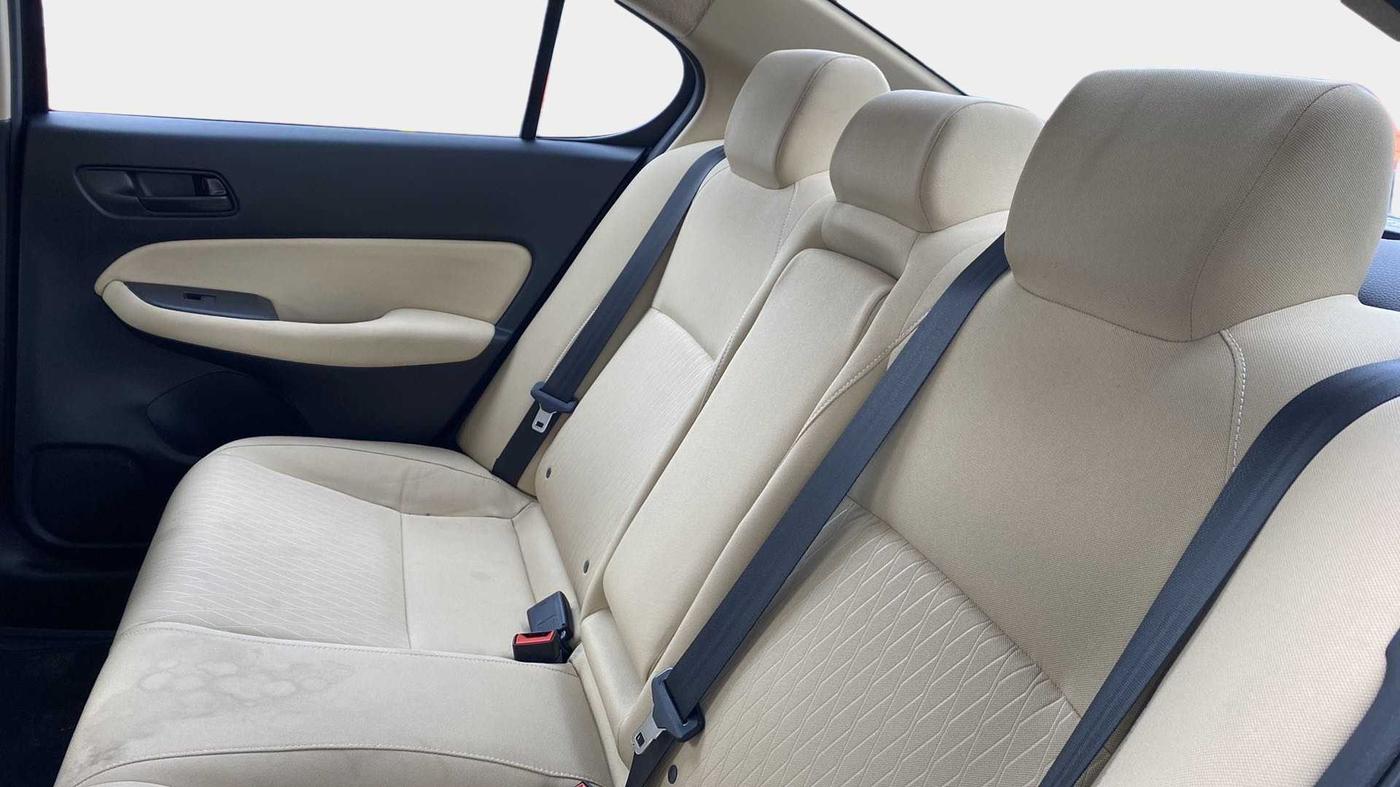 2022 Honda City 1.5L I-VTE V CVT, Petrol, Automatic, 14,437 km, Right Side Rear Door Cabin
