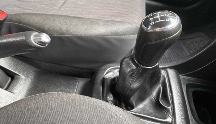 2016 Maruti Swift VDI ABS, Diesel, Manual, 84,648 km, Gear Lever