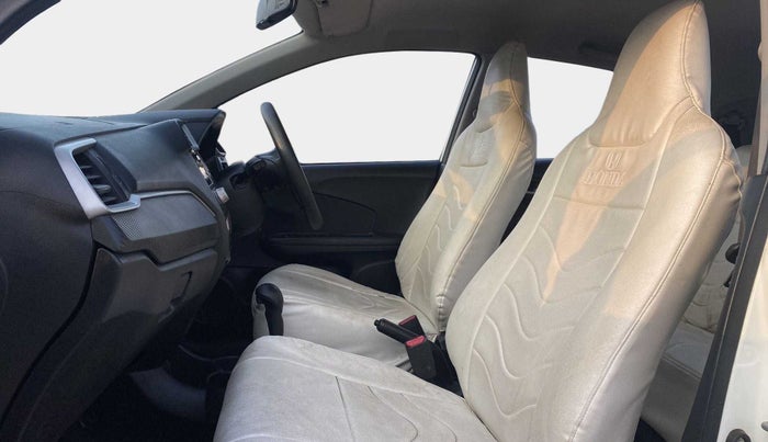 2016 Honda Brio VX AT, Petrol, Automatic, 55,095 km, Right Side Front Door Cabin