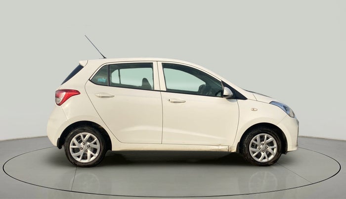 2017 Hyundai Grand i10 MAGNA U2 1.2 CRDI, Diesel, Manual, 99,881 km, Right Side View