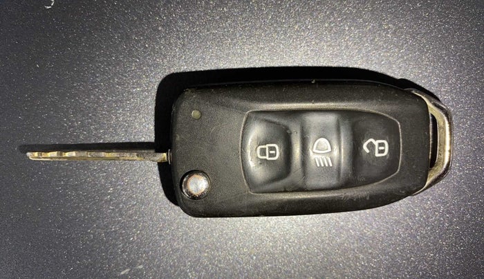 2019 Tata Tiago XTA PETROL, Petrol, Automatic, 59,683 km, Key Close Up