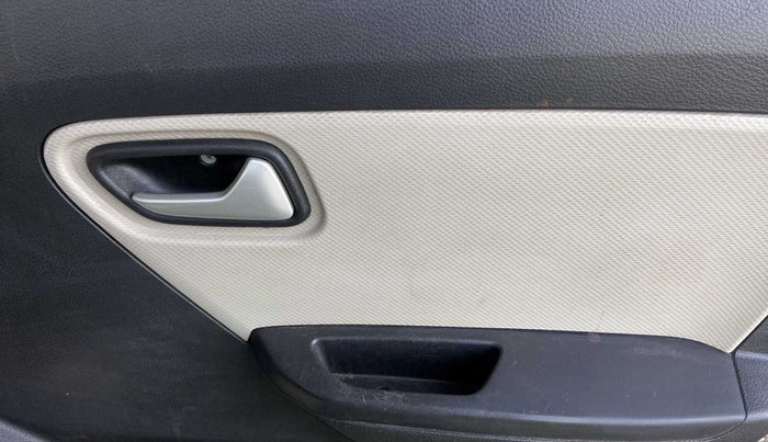 2019 Maruti Alto VXI, CNG, Manual, 64,585 km, Driver Side Door Panels Control