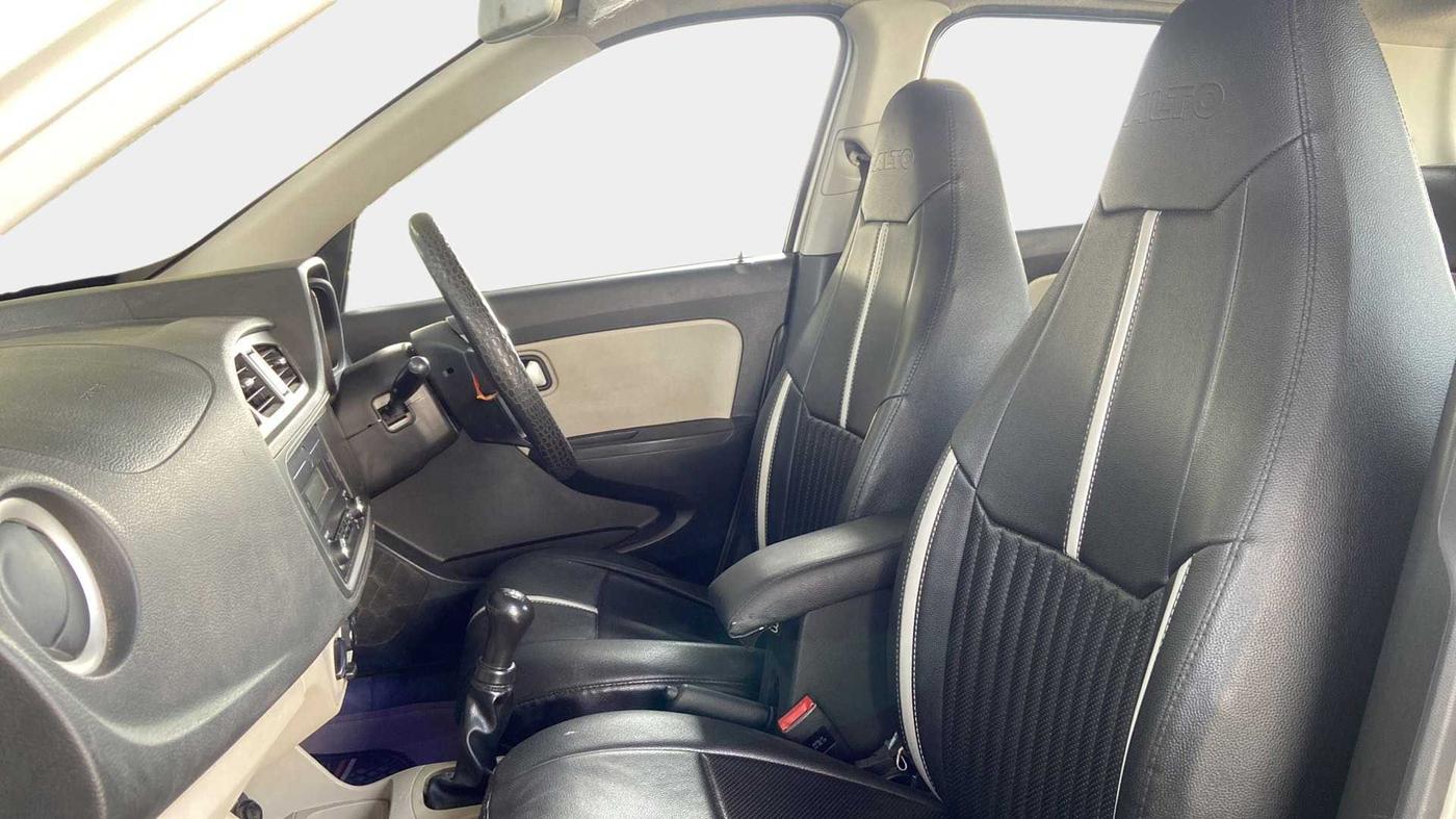 2019 Maruti Alto VXI, CNG, Manual, 64,585 km, Right Side Front Door Cabin