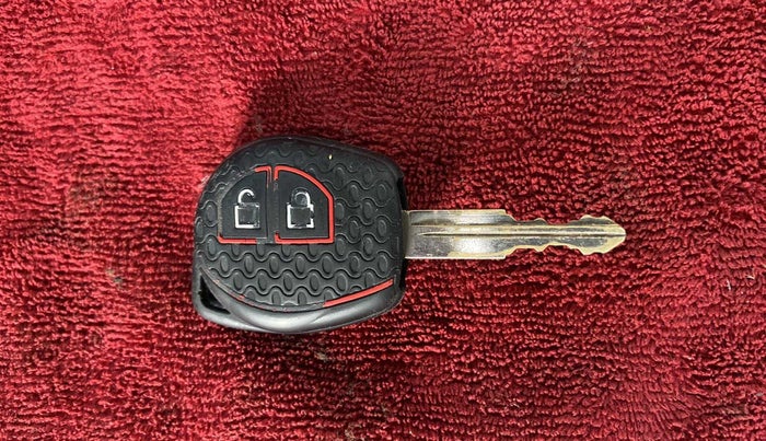 2019 Maruti Alto VXI, CNG, Manual, 64,585 km, Key Close Up