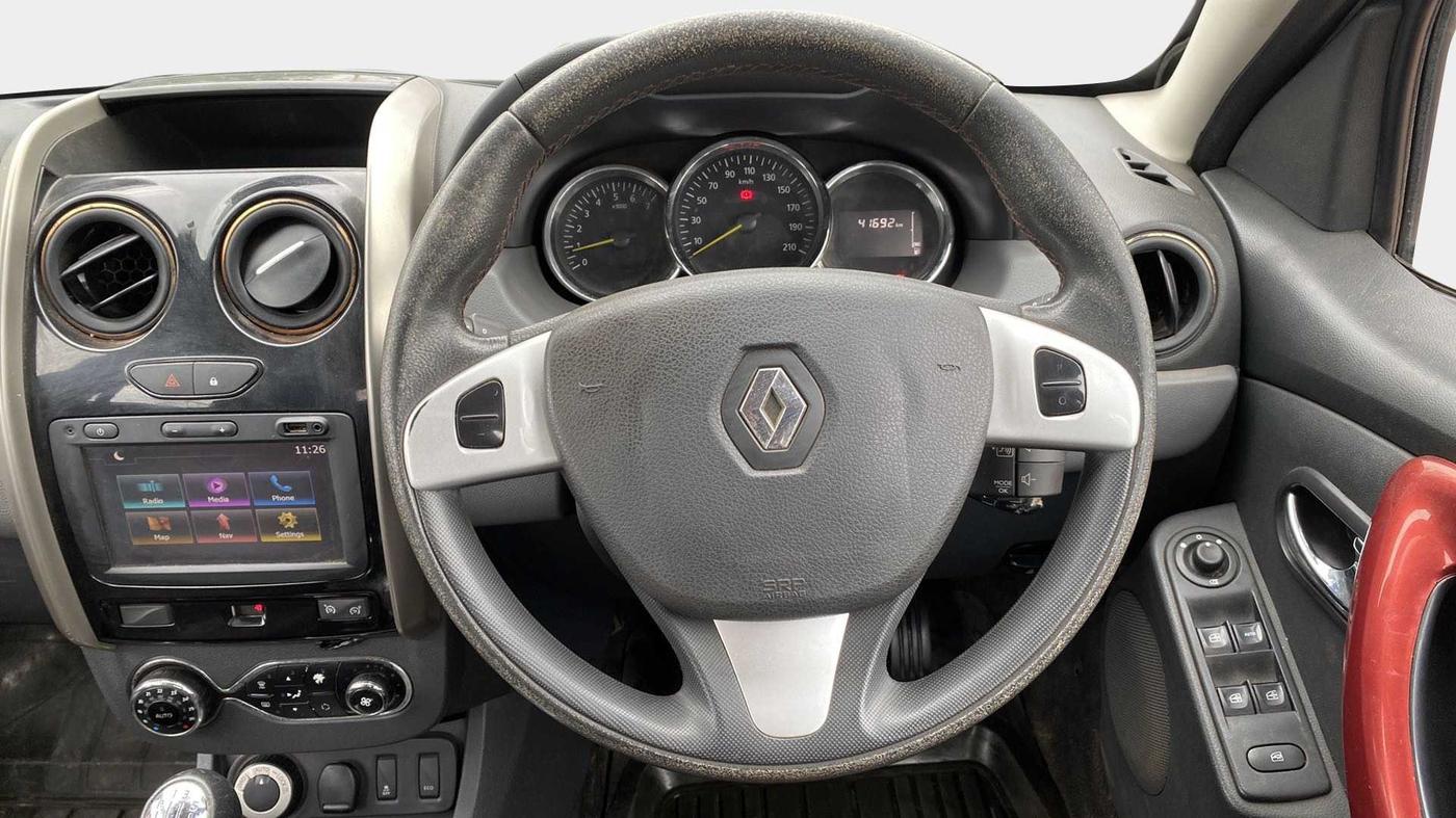 2016 Renault Duster 110 PS RXZ DIESEL, Diesel, Manual, 41,692 km, Steering Wheel Close Up