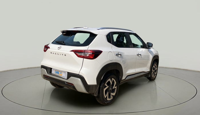 2022 Nissan MAGNITE XV MT, Petrol, Manual, 9,930 km, Right Back Diagonal