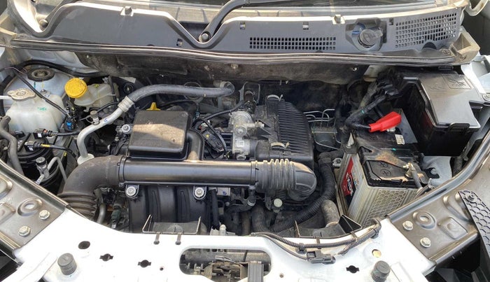 2022 Nissan MAGNITE XV MT, Petrol, Manual, 9,930 km, Open Bonet