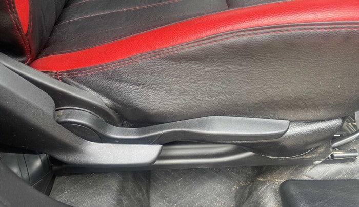 2021 Toyota Glanza G, Petrol, Manual, 17,967 km, Driver Side Adjustment Panel