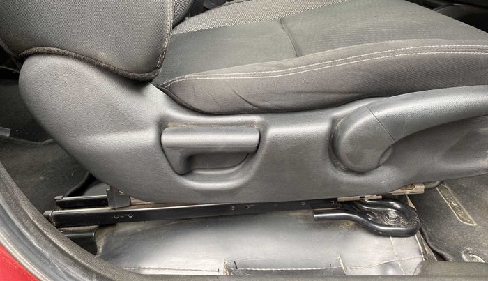 2019 Honda WR-V 1.5L I-DTEC VX MT, Diesel, Manual, 47,603 km, Driver Side Adjustment Panel