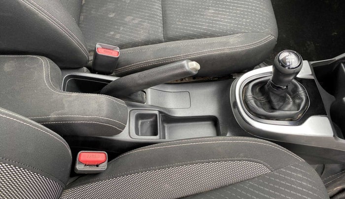 2019 Honda WR-V 1.5L I-DTEC VX MT, Diesel, Manual, 47,603 km, Gear Lever
