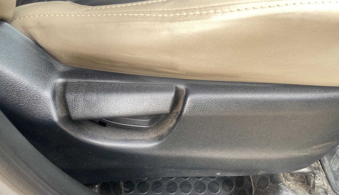 2021 Hyundai NEW SANTRO SPORTZ MT, Petrol, Manual, 24,940 km, Driver Side Adjustment Panel