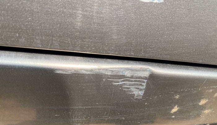 2014 Maruti Wagon R 1.0 VXI, Petrol, Manual, 45,976 km, Left running board - Slightly dented