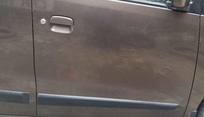 2014 Maruti Wagon R 1.0 VXI, Petrol, Manual, 45,976 km, Driver-side door - Minor scratches