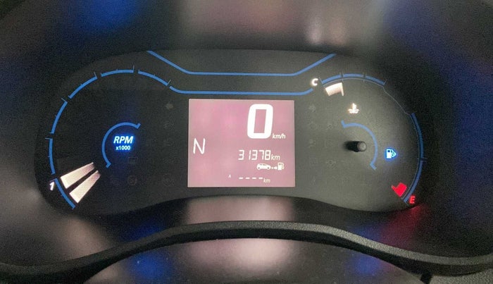 2021 Renault Kwid RXT 1.0 AMT (O), Petrol, Automatic, 31,377 km, Odometer Image