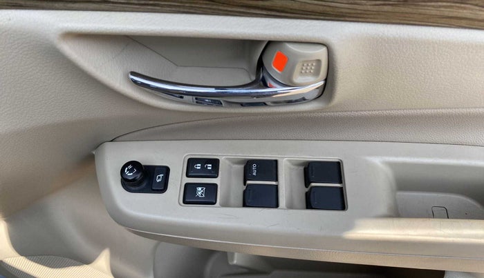 2021 Maruti Ciaz ALPHA 1.5 SHVS PETROL, Petrol, Manual, 17,741 km, Driver Side Door Panels Control