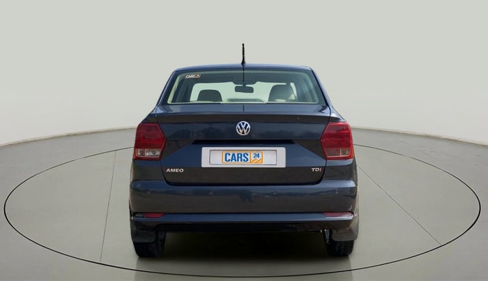 2017 Volkswagen Ameo HIGHLINE1.5L, Diesel, Manual, 84,780 km, Back/Rear