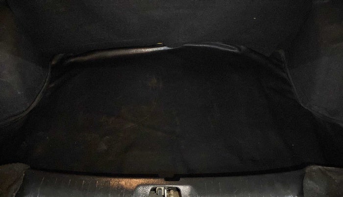 2014 Maruti Swift Dzire VDI REGAL EDITION, Diesel, Manual, 81,134 km, Boot Inside