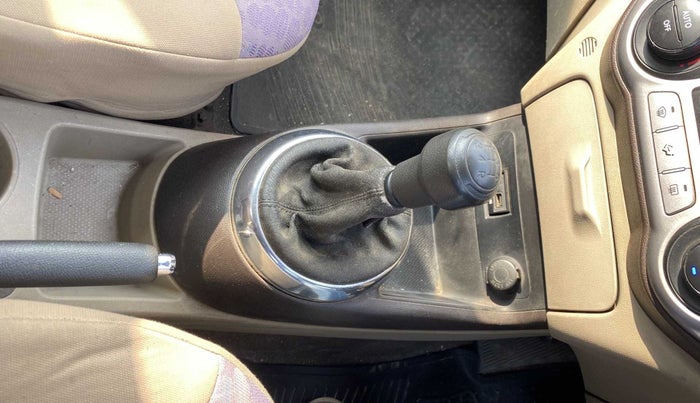 2011 Hyundai i20 MAGNA 1.2, Petrol, Manual, 91,757 km, Gear Lever