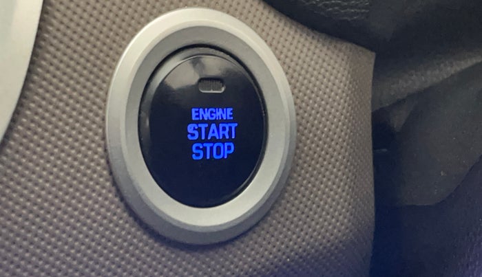 2017 Hyundai Creta SX PLUS 1.6 PETROL, Petrol, Manual, 71,875 km, Keyless Start/ Stop Button