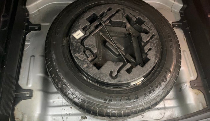 2017 Hyundai Creta SX PLUS 1.6 PETROL, Petrol, Manual, 71,875 km, Spare Tyre