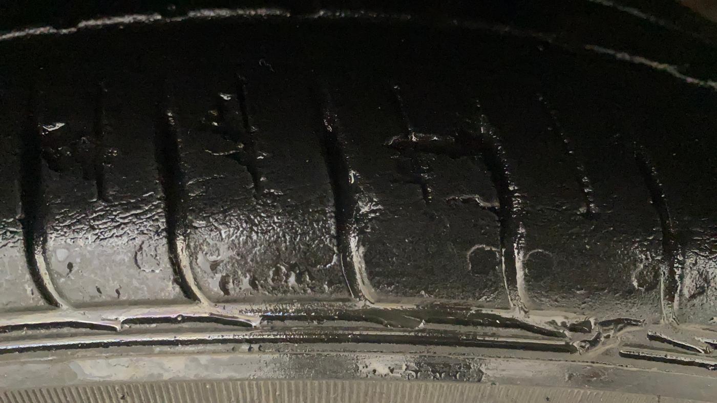 2021 Tata TIGOR XZA PLUS PETROL, Petrol, Automatic, 38,876 km, Right Front Tyre Tread