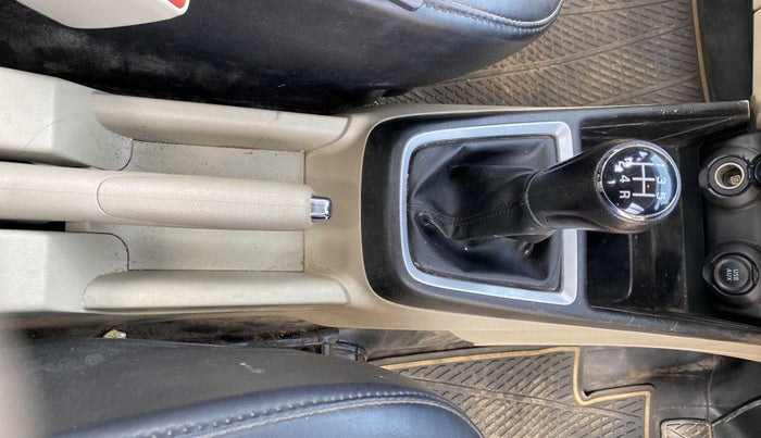 2018 Maruti Dzire VXI, Petrol, Manual, 56,645 km, Gear Lever