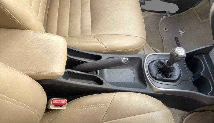 2015 Honda City 1.5L I-VTEC V MT, Petrol, Manual, 63,897 km, Gear Lever