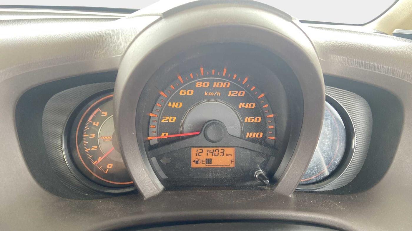 2014 Honda Amaze 1.5L I-DTEC S, Diesel, Manual, 1,21,412 km, Odometer Image