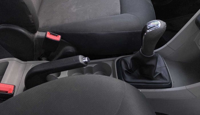 2018 Tata Tiago XE PETROL, Petrol, Manual, 28,797 km, Gear Lever