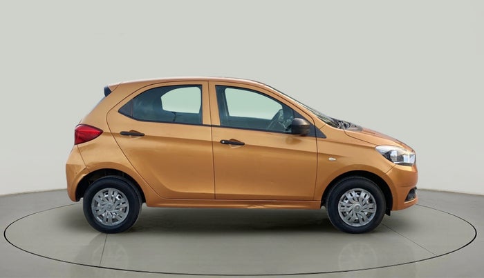 2018 Tata Tiago XE PETROL, Petrol, Manual, 28,797 km, Right Side View