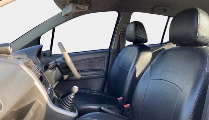 2014 Maruti Ritz VDI, Diesel, Manual, 38,787 km, Right Side Front Door Cabin