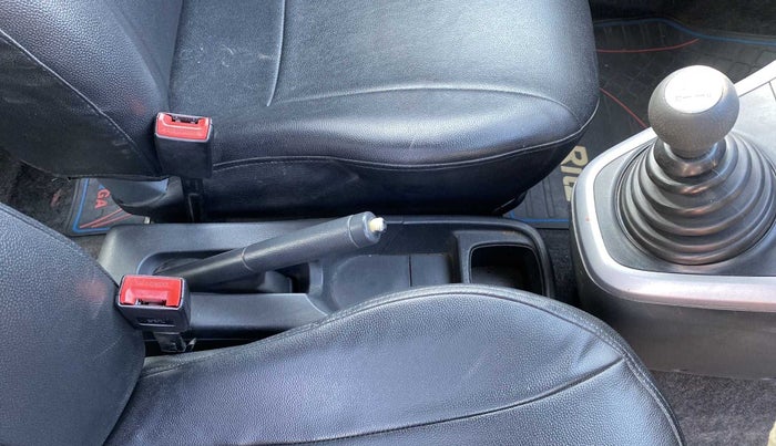 2014 Maruti Ritz VDI, Diesel, Manual, 38,787 km, Gear Lever