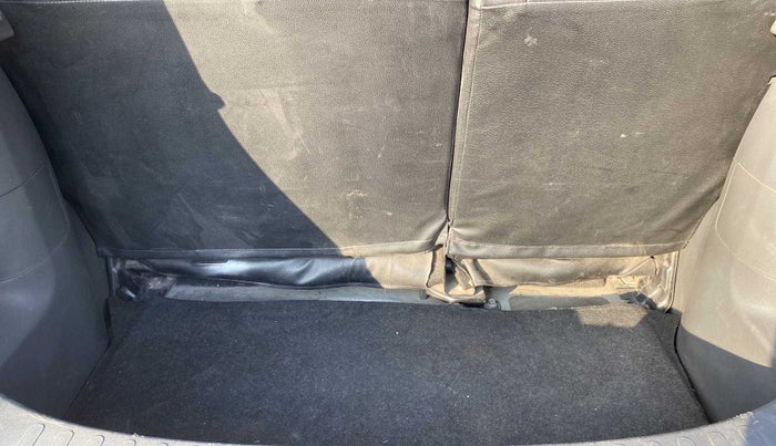 2014 Maruti Ritz VDI, Diesel, Manual, 38,787 km, Boot Inside