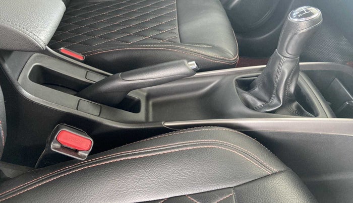 2020 Maruti Baleno ALPHA PETROL 1.2, Petrol, Manual, 43,911 km, Gear Lever