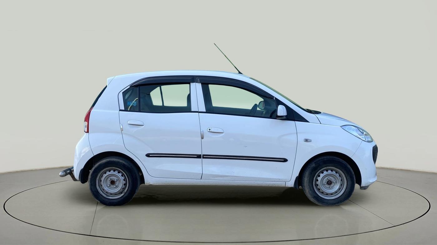 2021 Hyundai NEW SANTRO MAGNA, Petrol, Manual, 18,466 km, Right Side