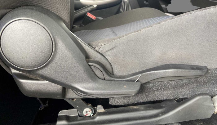 2021 Maruti Baleno ZETA PETROL 1.2, Petrol, Manual, 35,444 km, Driver Side Adjustment Panel