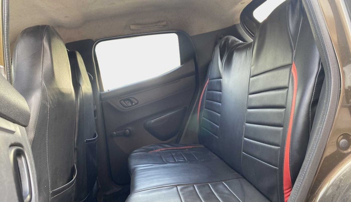 2016 Renault Kwid RXL, Petrol, Manual, 55,734 km, Right Side Rear Door Cabin