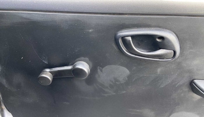 2019 Maruti Eeco 5 STR WITH A/C+HTR, Petrol, Manual, 27,973 km, Driver Side Door Panels Control