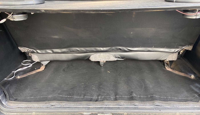 2019 Maruti Eeco 5 STR WITH A/C+HTR, Petrol, Manual, 27,973 km, Boot Inside