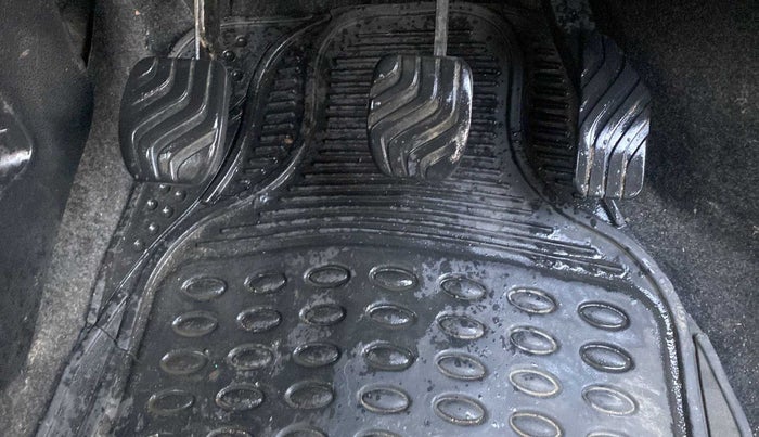 2019 Renault Kwid RXL, Petrol, Manual, 55,514 km, Pedals