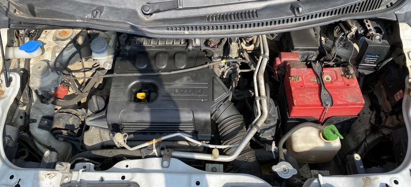 2015 Maruti Wagon R Stingray VXI, CNG, Manual, 95,101 km, Open Bonet
