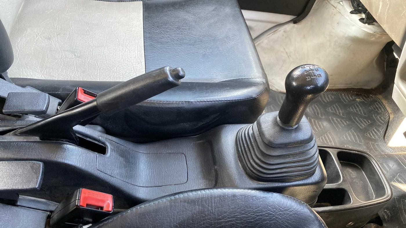2019 Maruti Eeco 5 STR WITH A/C+HTR, Petrol, Manual, 25,962 km, Gear Lever