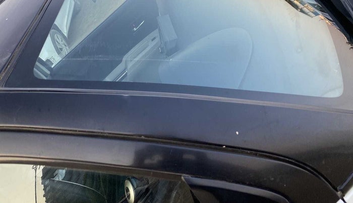2017 Maruti IGNIS ZETA 1.2 AMT, Petrol, Automatic, 62,588 km, Right A pillar - Slightly dented