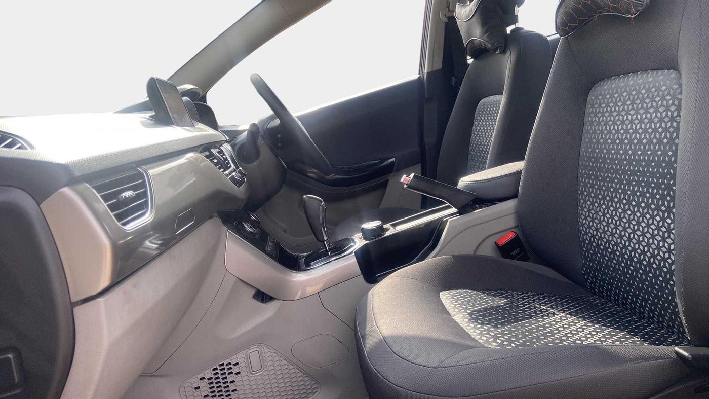 2019 Tata NEXON XZA PLUS DIESEL, Diesel, Automatic, 19,811 km, Right Side Front Door Cabin