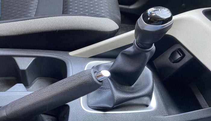 2021 Nissan MAGNITE XL TURBO, Petrol, Manual, 7,166 km, Gear Lever