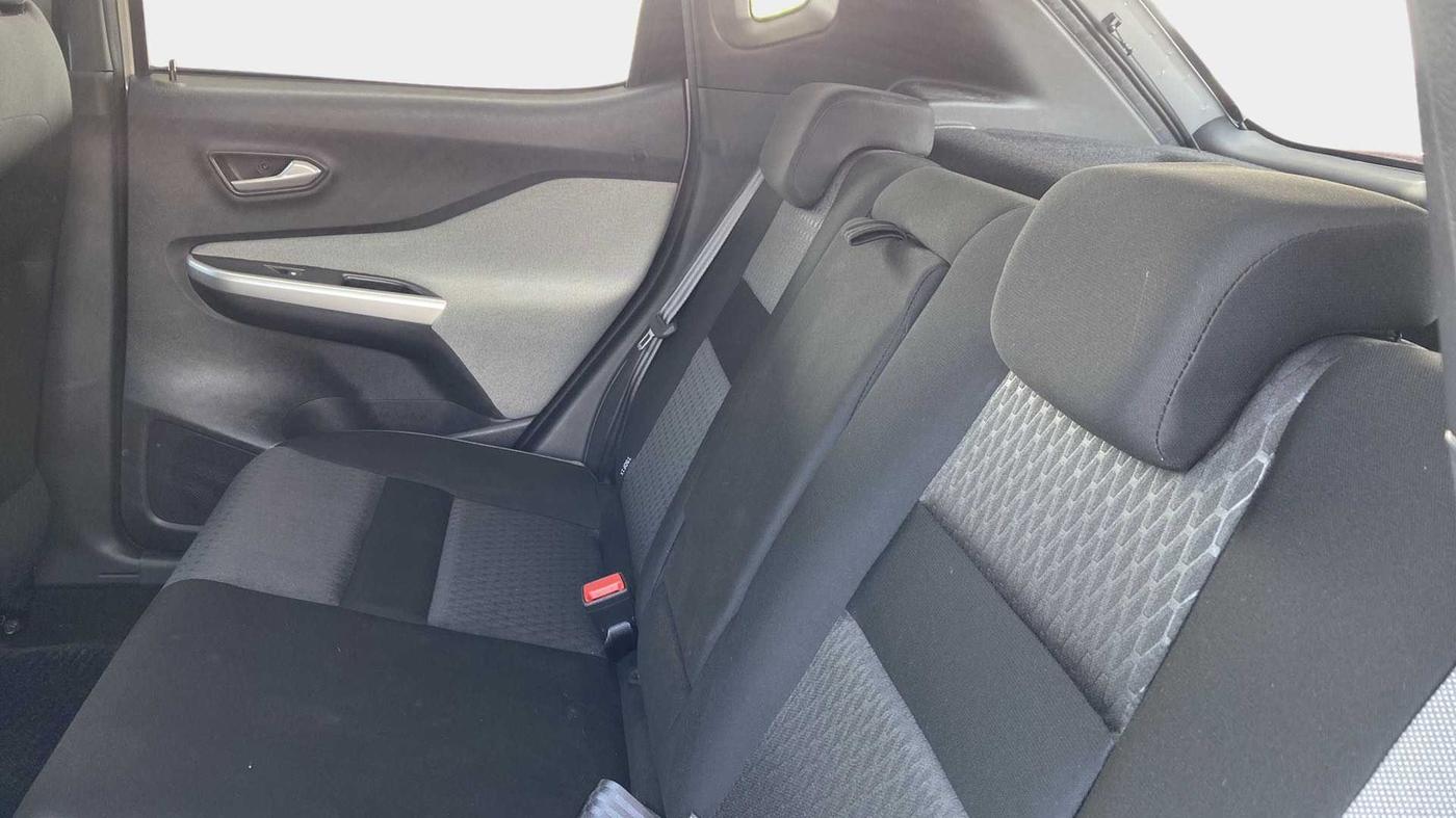2021 Nissan MAGNITE XL TURBO, Petrol, Manual, 7,166 km, Right Side Rear Door Cabin