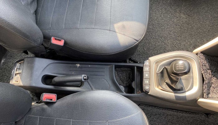 2018 Hyundai NEW SANTRO ASTA MT, Petrol, Manual, 77,790 km, Gear Lever